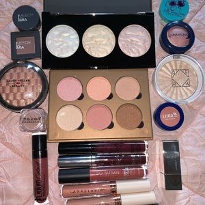 Make up bundle